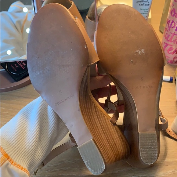 Cole Haan tan beige wedges - Picture 2 of 4